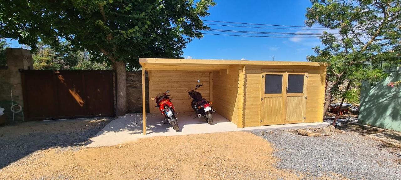 Villa Roulotte Dans L'Aude Trausse Exterior foto